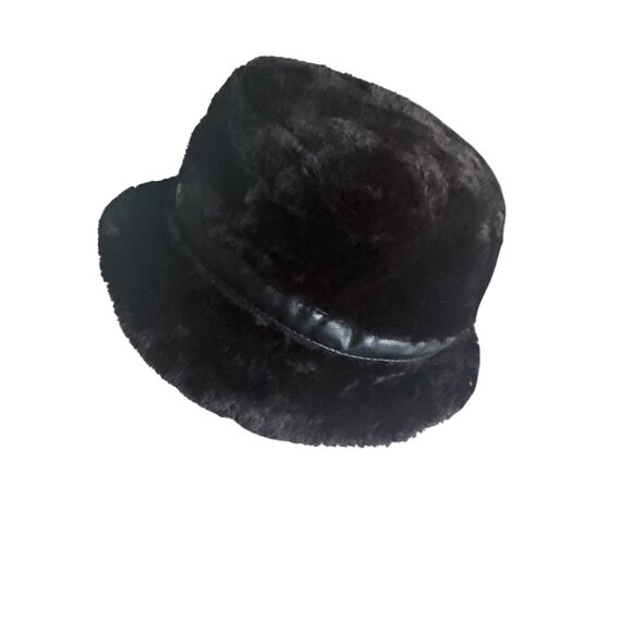 Nine West Faux Fur Black Bucket Hat Urban Casual Outdoor Winter - Picture 1 of 6